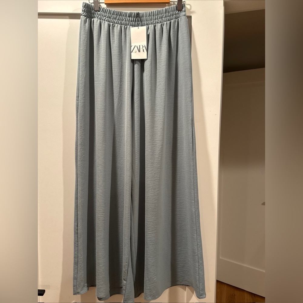 Zara Women's Baby Blue Flowy Palazzo Pants Size L NWT